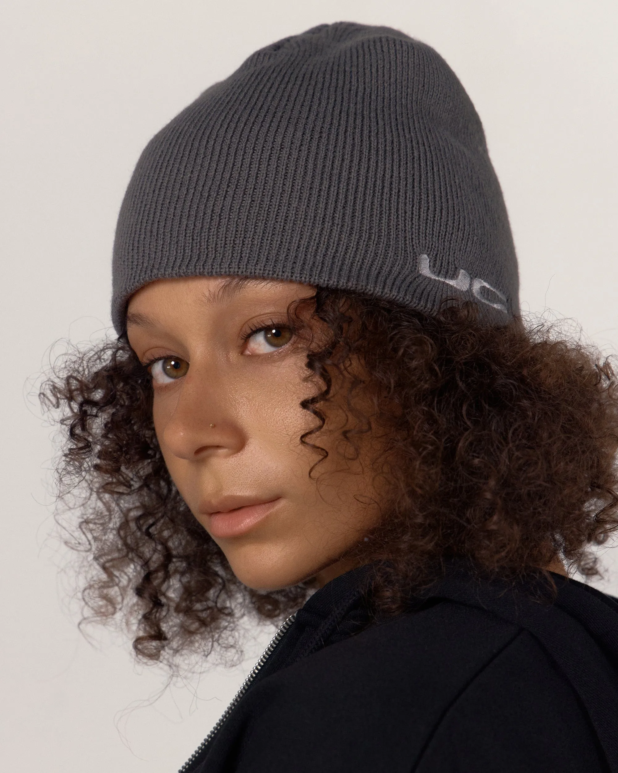 BEANIE / UC / WING / CH