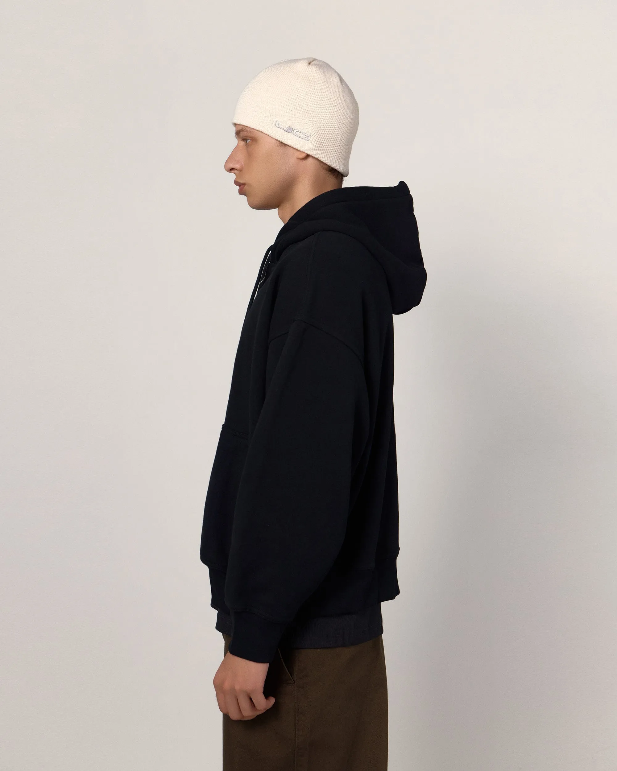 BEANIE / UC / WING / IV