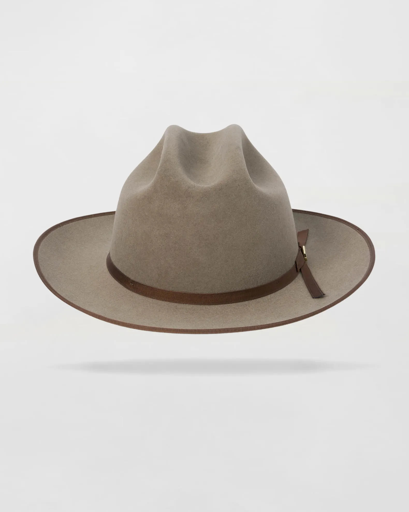 Classic Charm Felt Outdoor Hat in Silverbelly