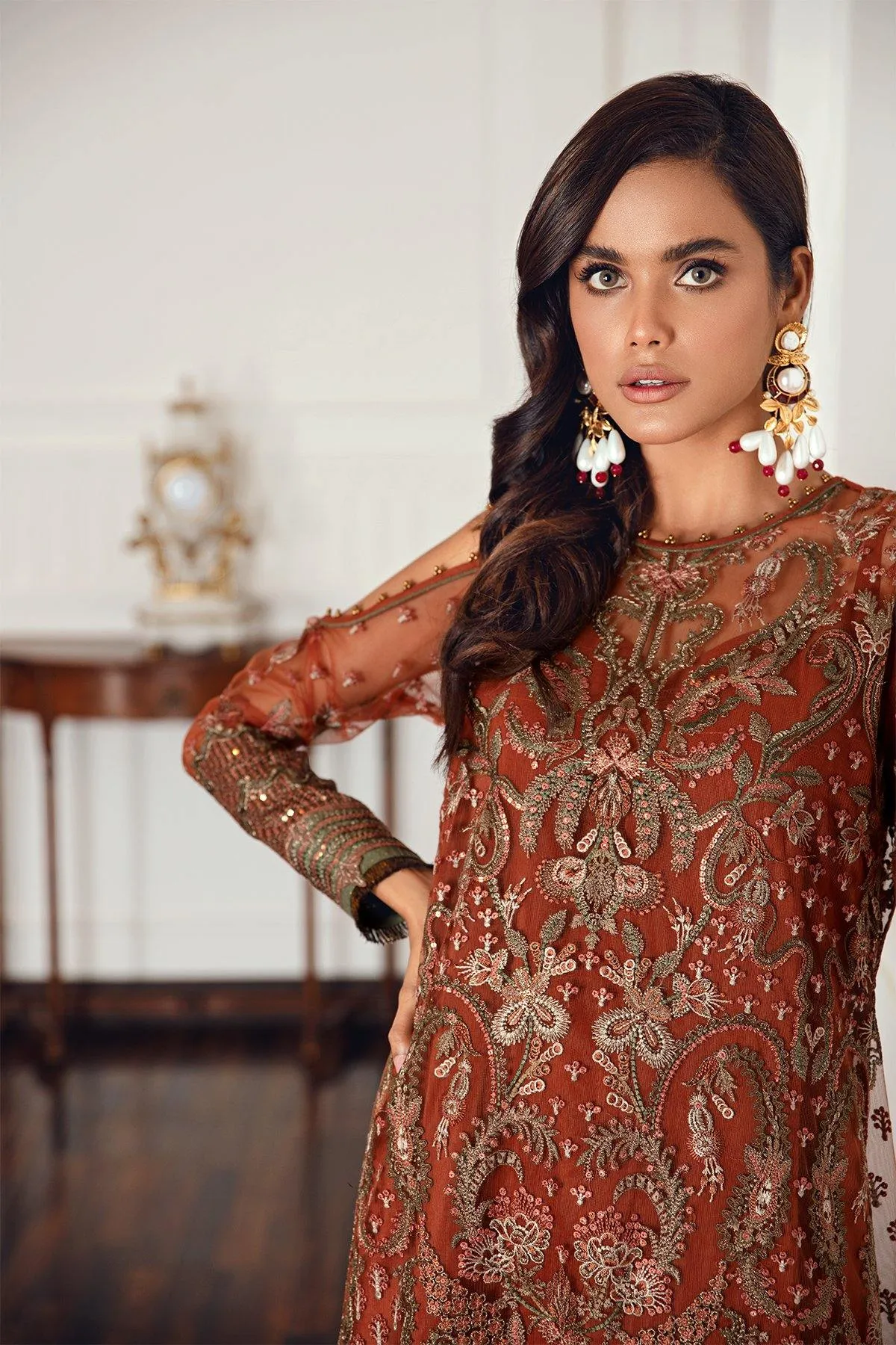 EMBROIDERED NET UN-4019