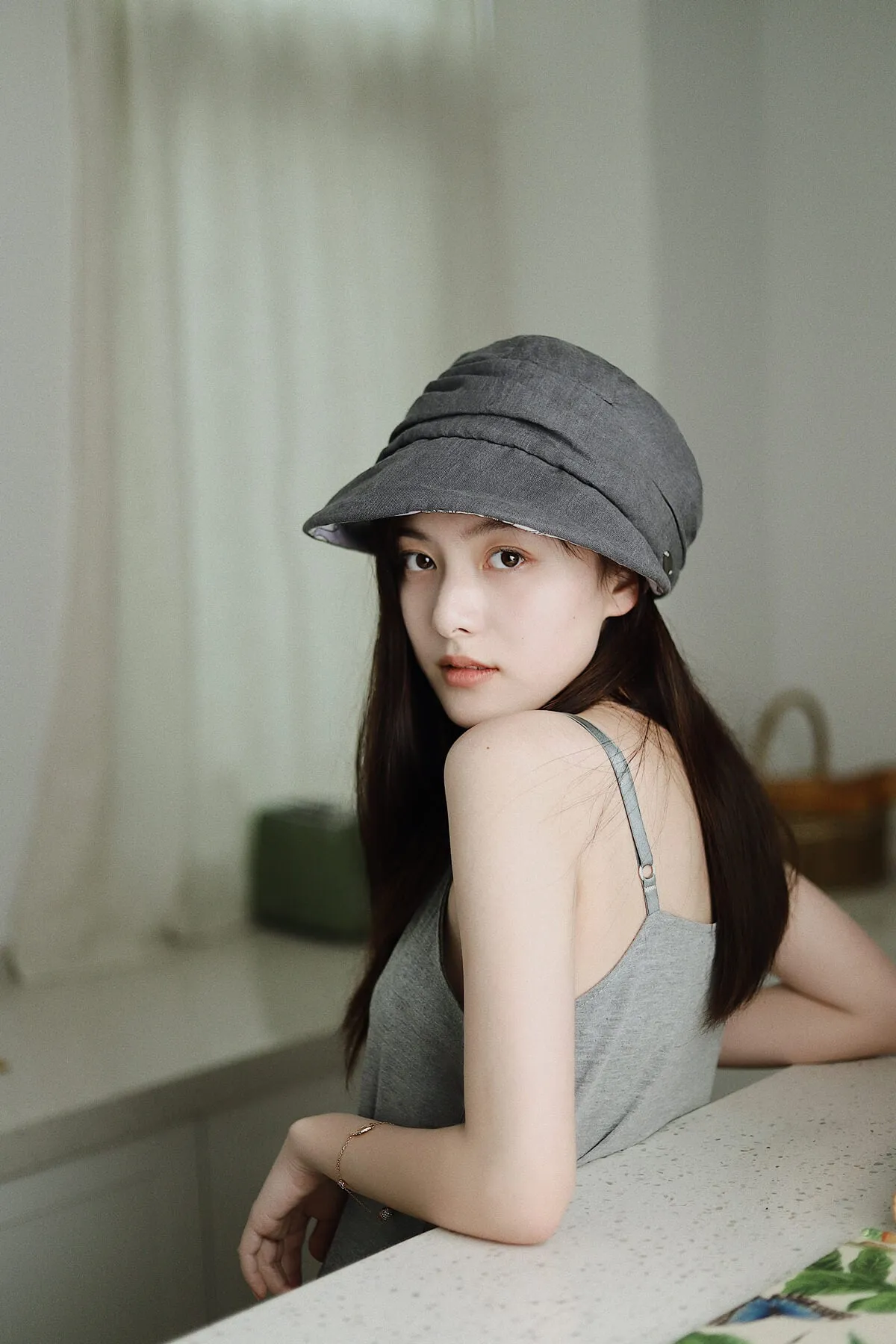 Light Weight Linen Newsboy Hat