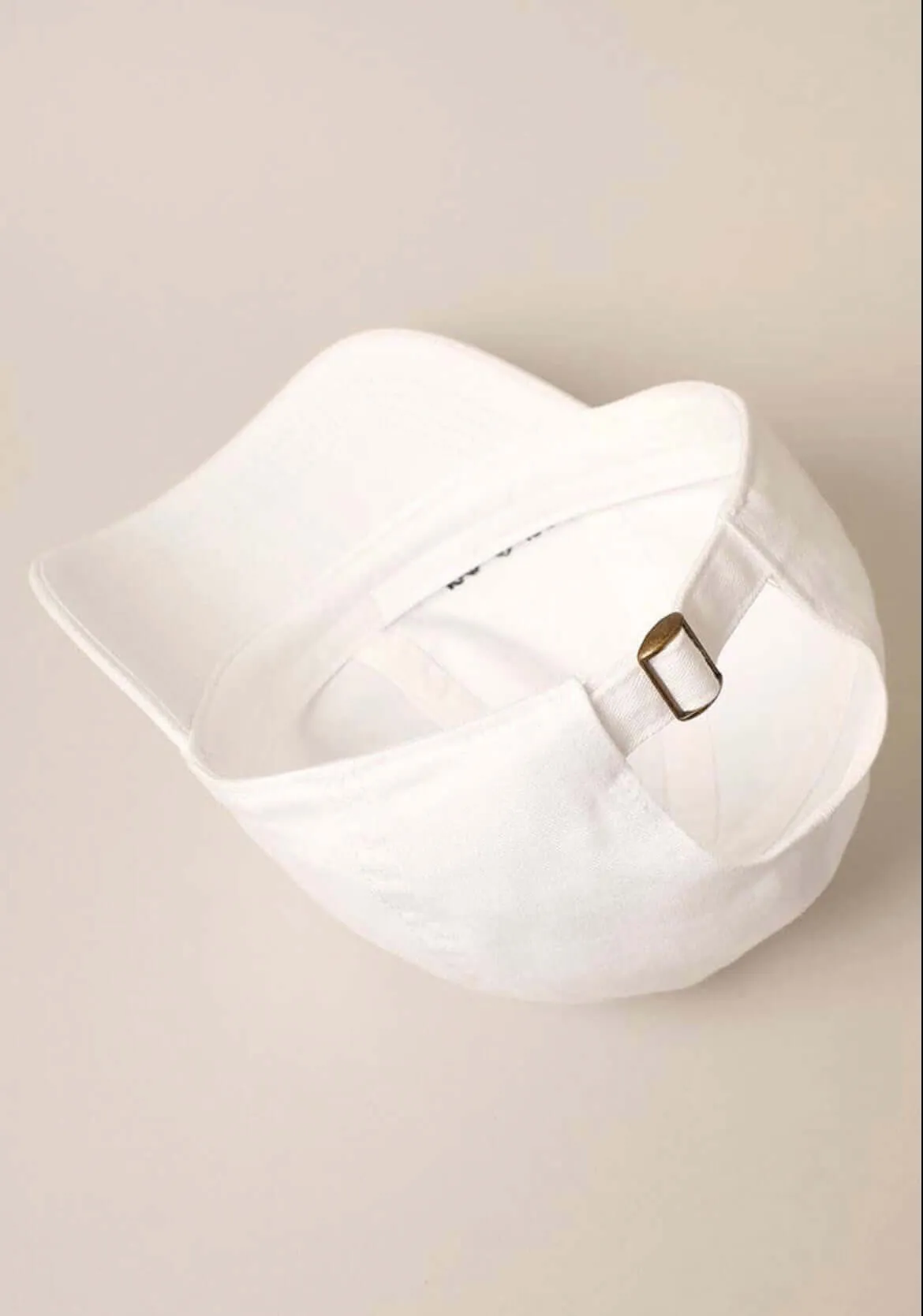 Mom Embroidered Baseball Cap - White