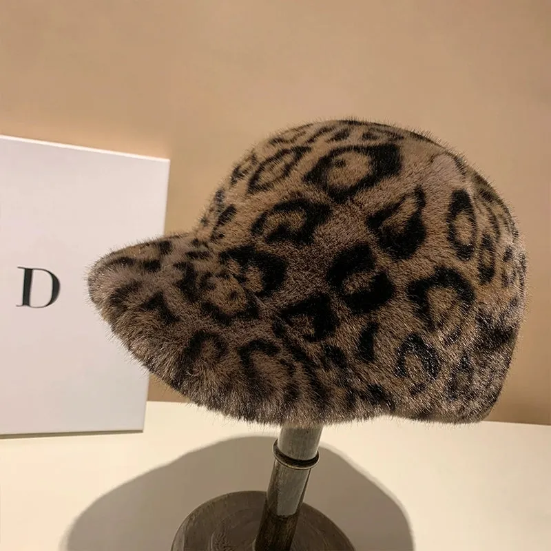 Retro Leopard Plush Baseball Cap