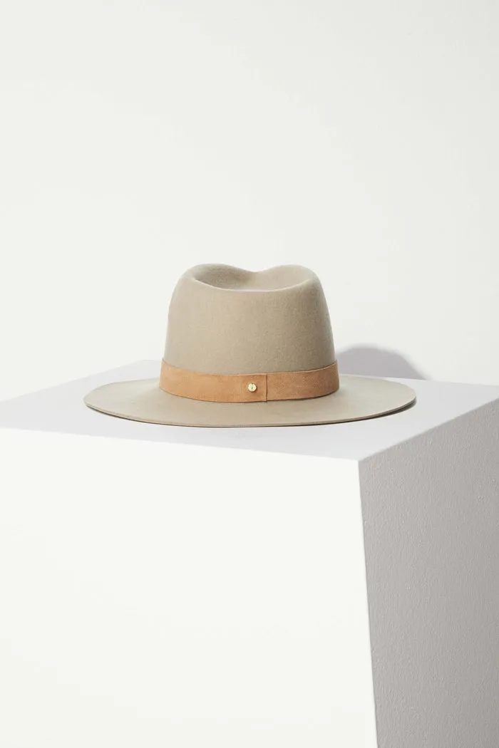 Ross Hat in Clay