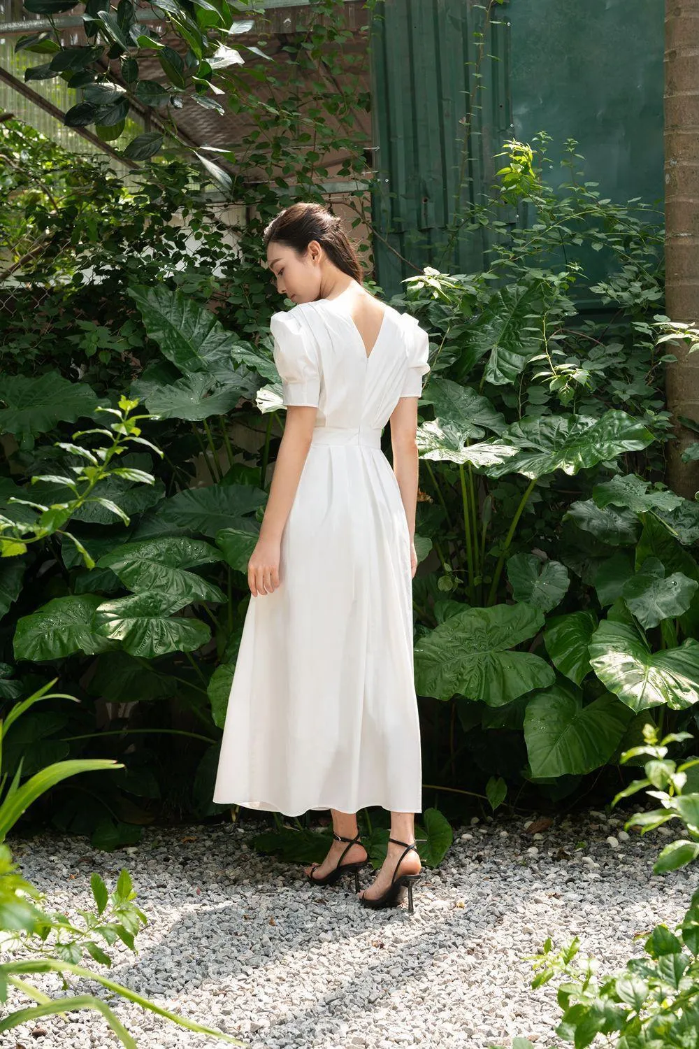 Sarai A-line Puffy Sleeved Silk Midi Dress