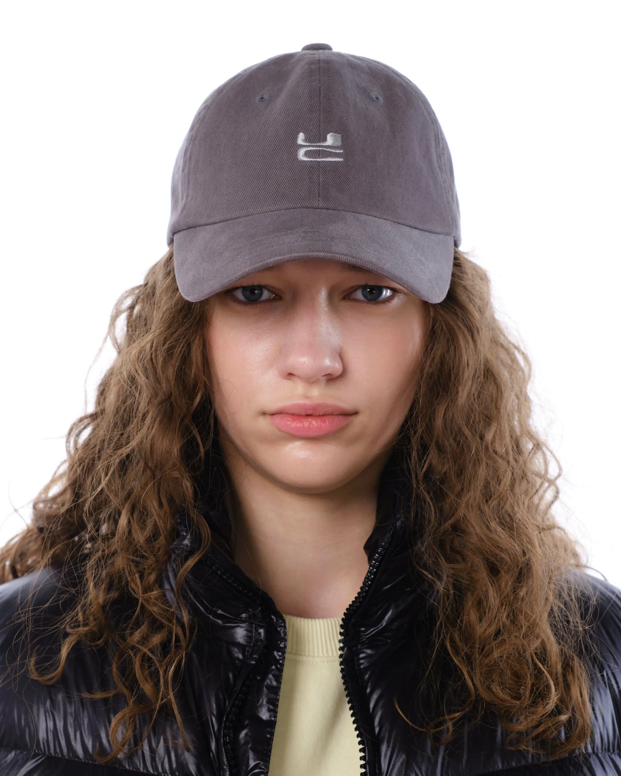 UC / WASHED B B / CHARCOAL