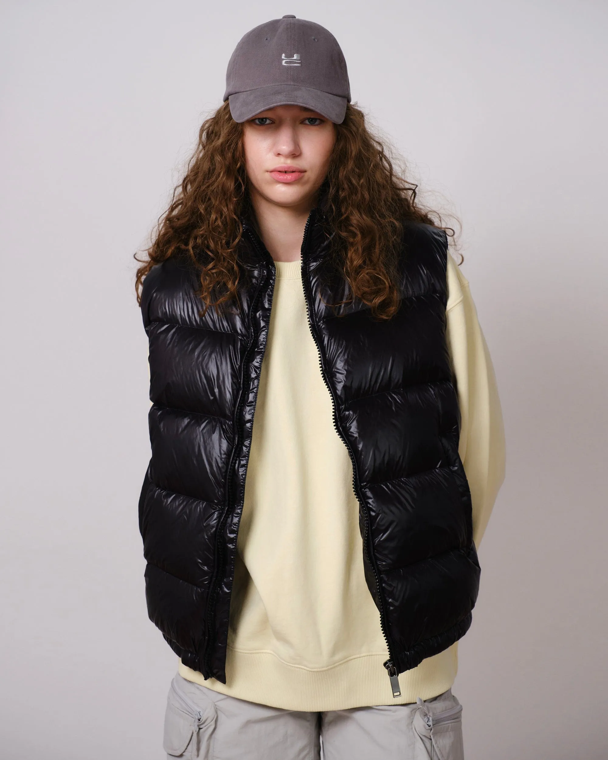 UC / WASHED B B / CHARCOAL